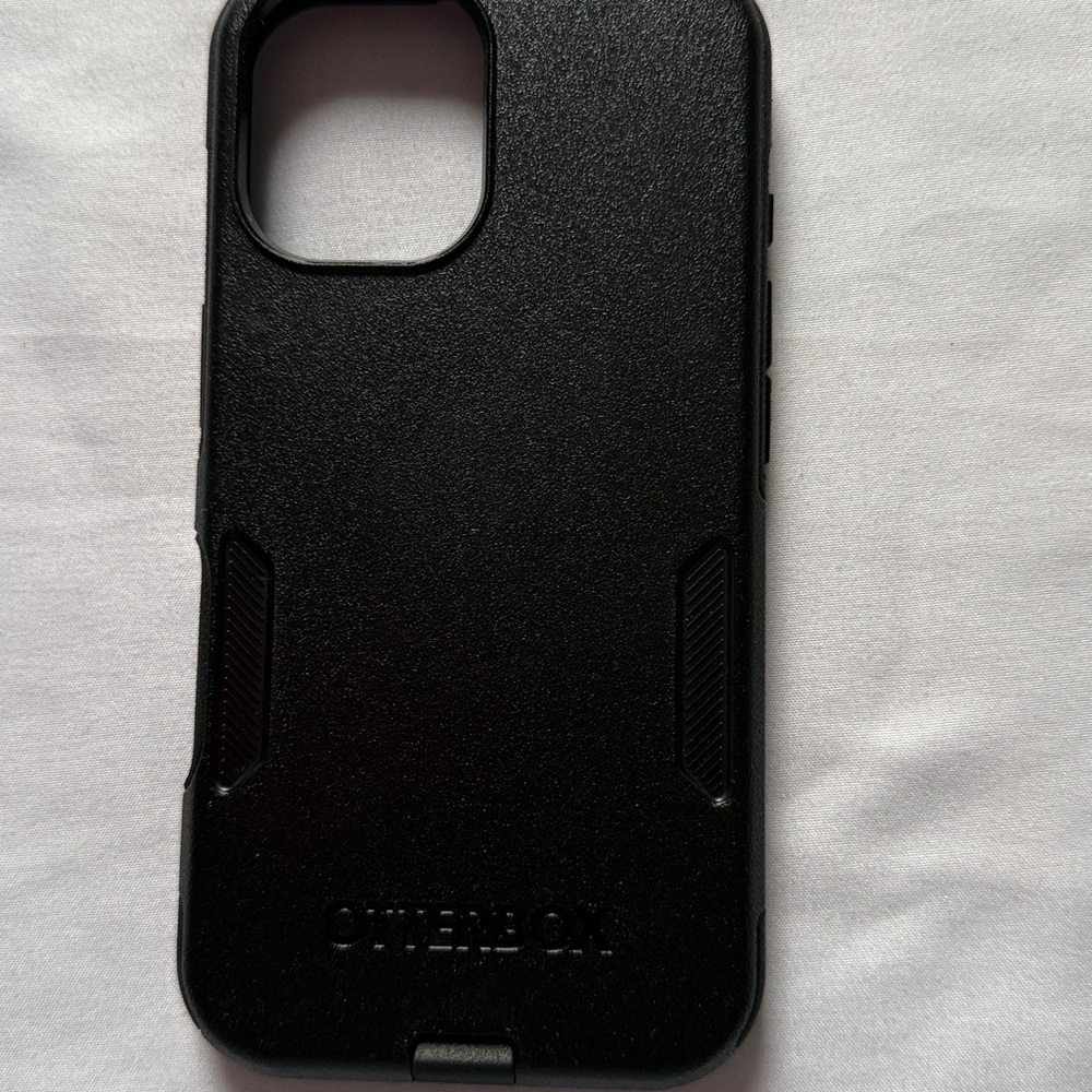 Commuter Series Drop+ Case‎ for iPhone 16